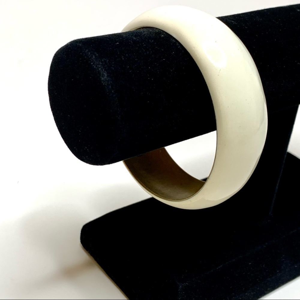 IVORY WHITE ENAMEL Bangle Bracelet with gold inside trim